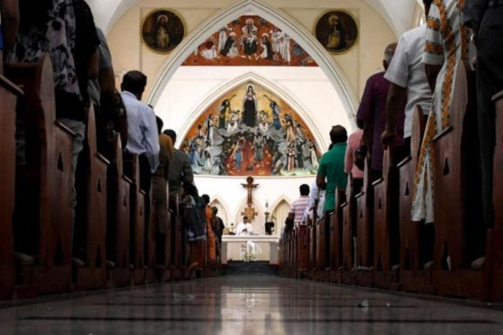 Debate sobre la influencia de líderes religiosos en el voto de los fieles